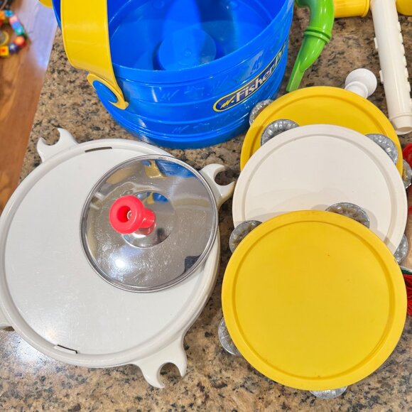 Fisher-Price Musical Band Drum Set Instruments Tambourine Vintage 1979 Vintage - Picture 9 of 16